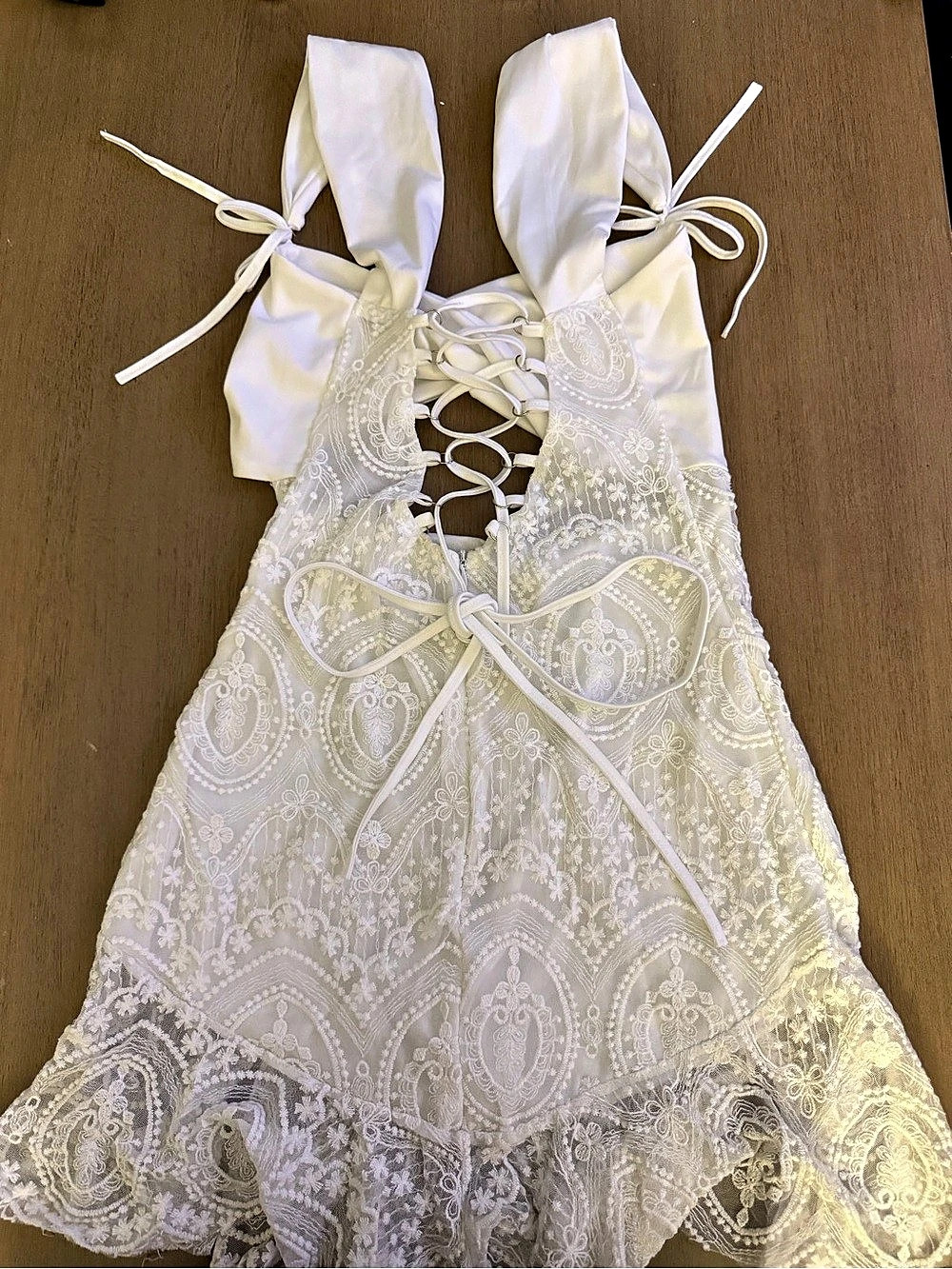 Selfie Leslie Summer Light Lace-Up Back Romper White